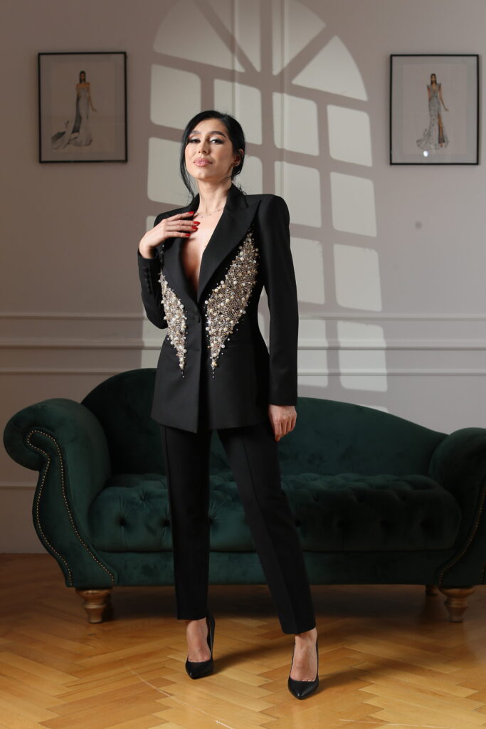 Lililth Suit