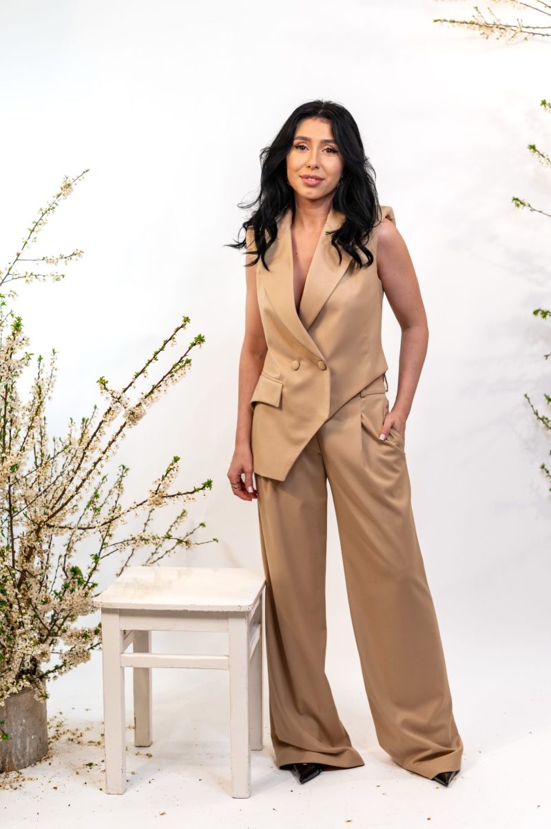 Glory Beige Suit