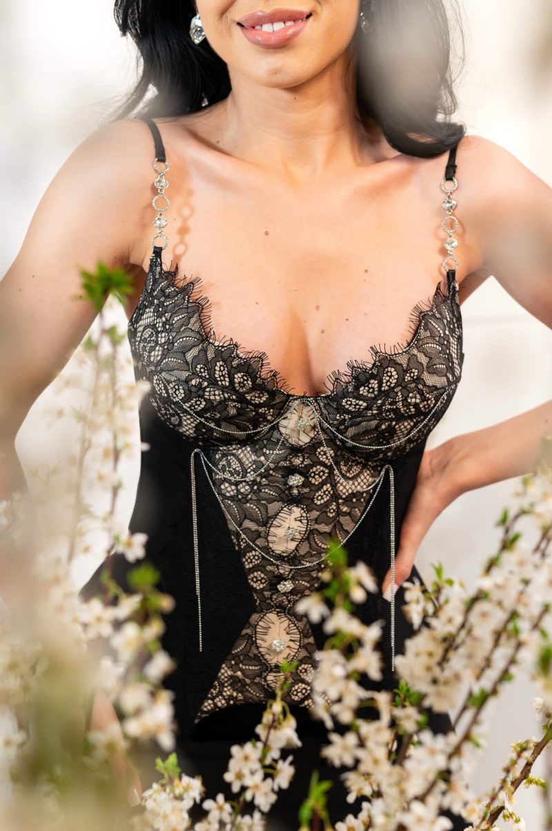 Noir Lace Corset